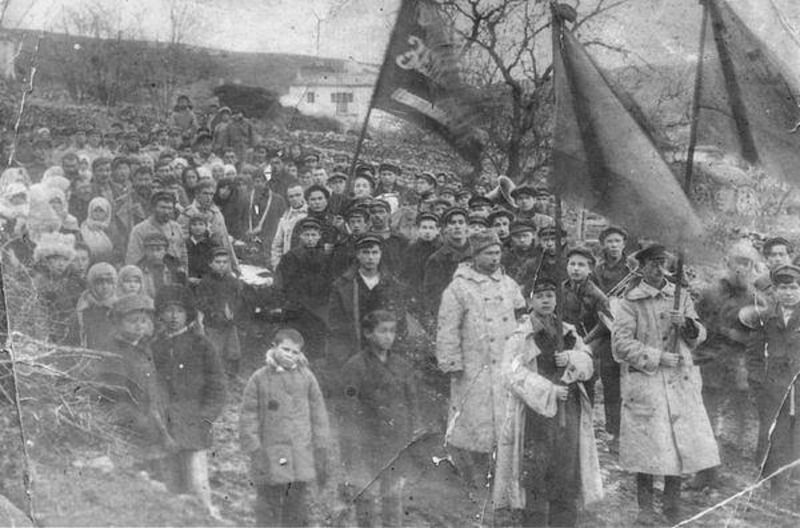 Митинг в селе Карань. 1924 год