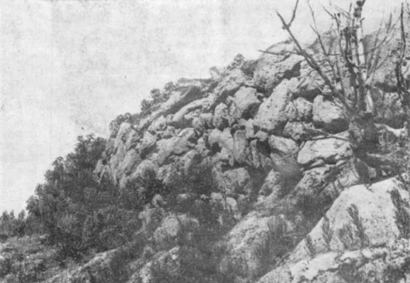 Кладка «длинных стен» у перевала Таш-Хабах